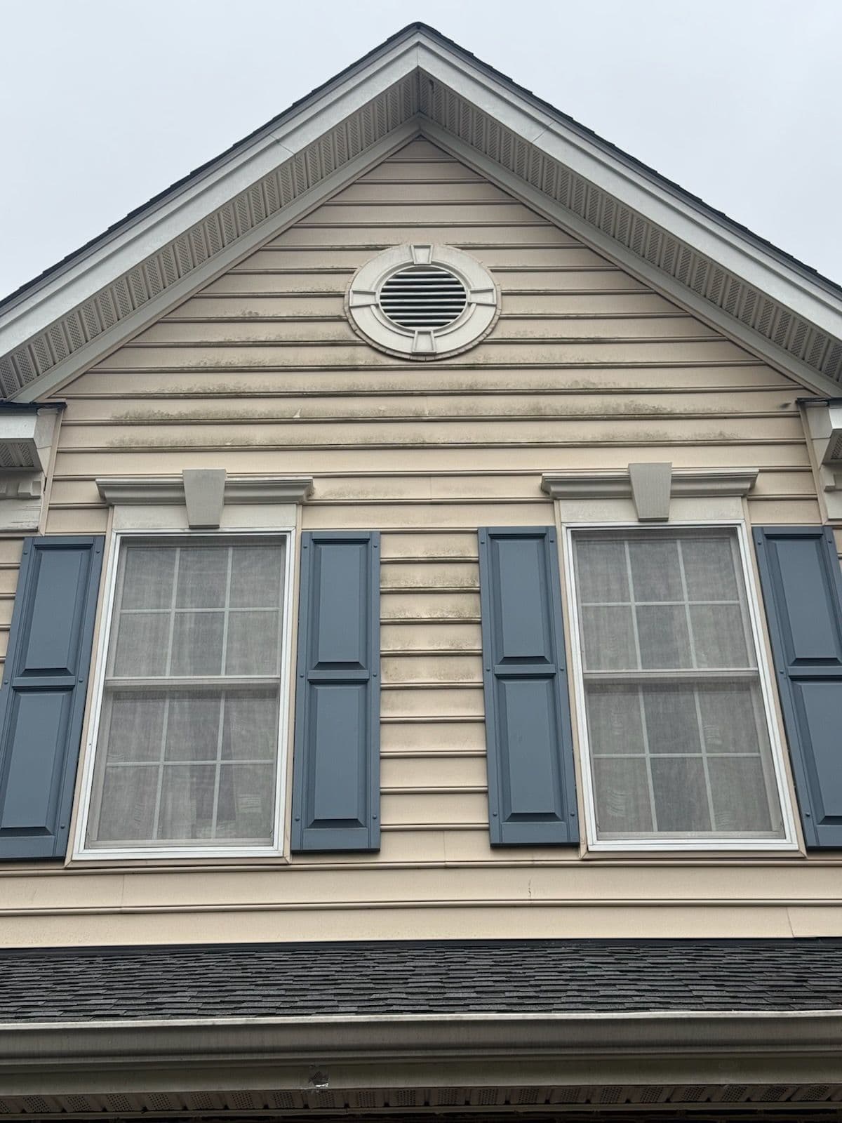 Gallery photos for Exterior Home Power Washing in Gainesville: Image #1