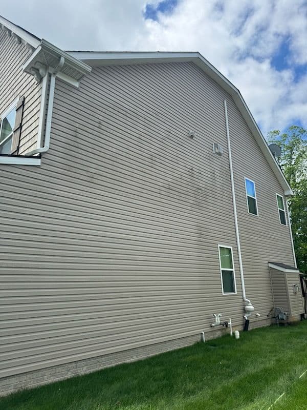 Gallery photos for Transformative House and Patio Cleaning in Warrenton: Image #1