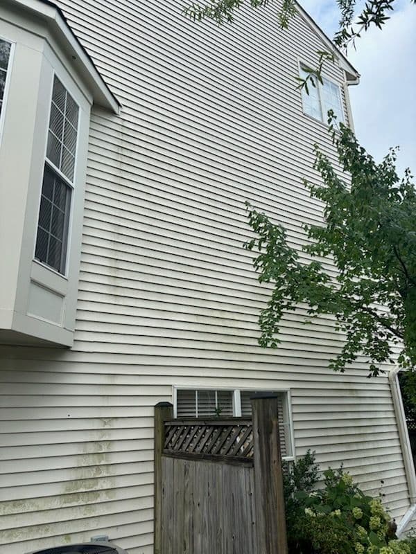Gallery photos for Incredible Home Transformation with Power Washing: Image #1