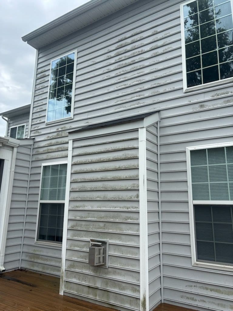Gallery photos for Vinyl Siding Transformation with Soft Washing: Image #1