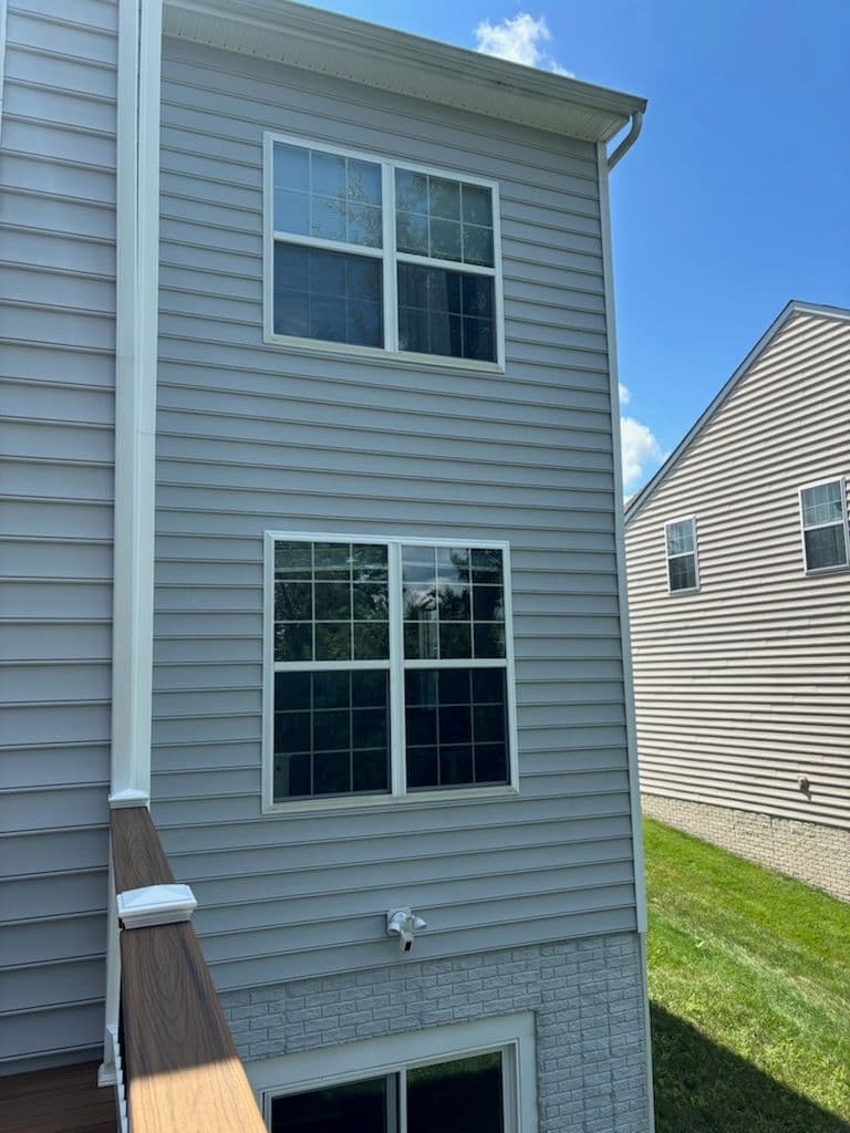 Gallery photos for Vinyl Siding Transformation with Soft Washing: Image #2